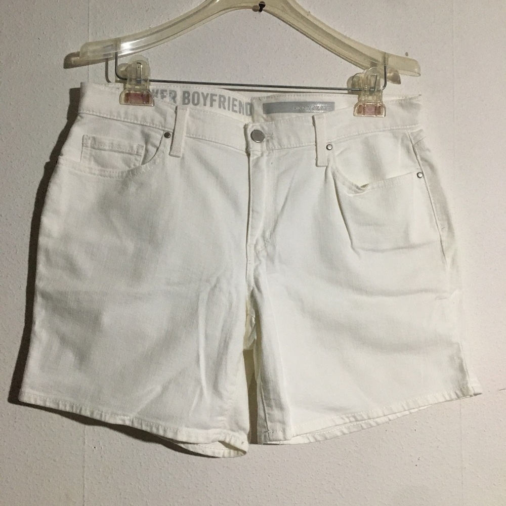 DKNY Jeans Bleeker Boyfriend High Waisted Shorts: Size 10 Petite